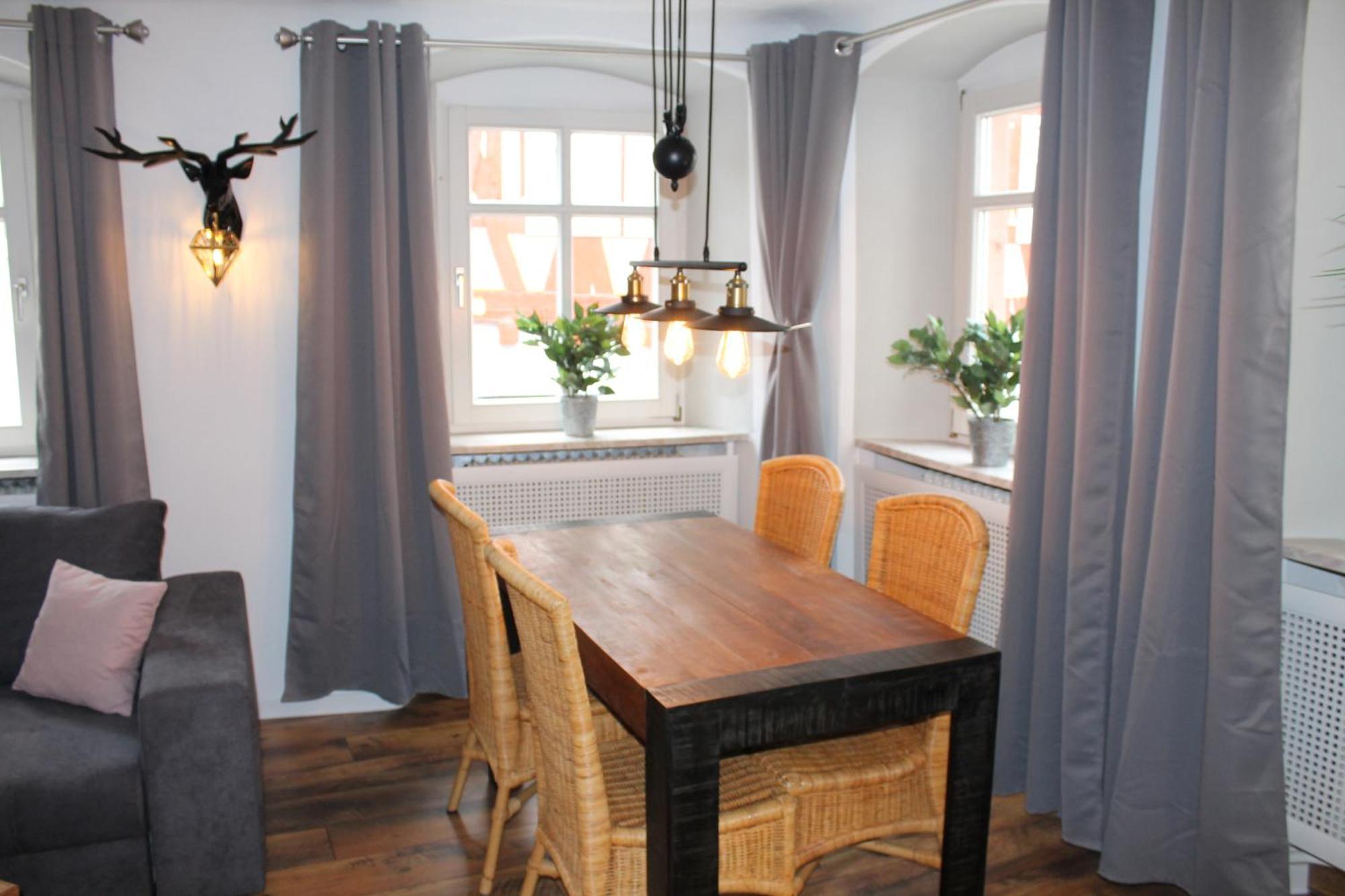 Appartement Schlossberg, Gasthaus Hirsch Хиршхорн Экстерьер фото